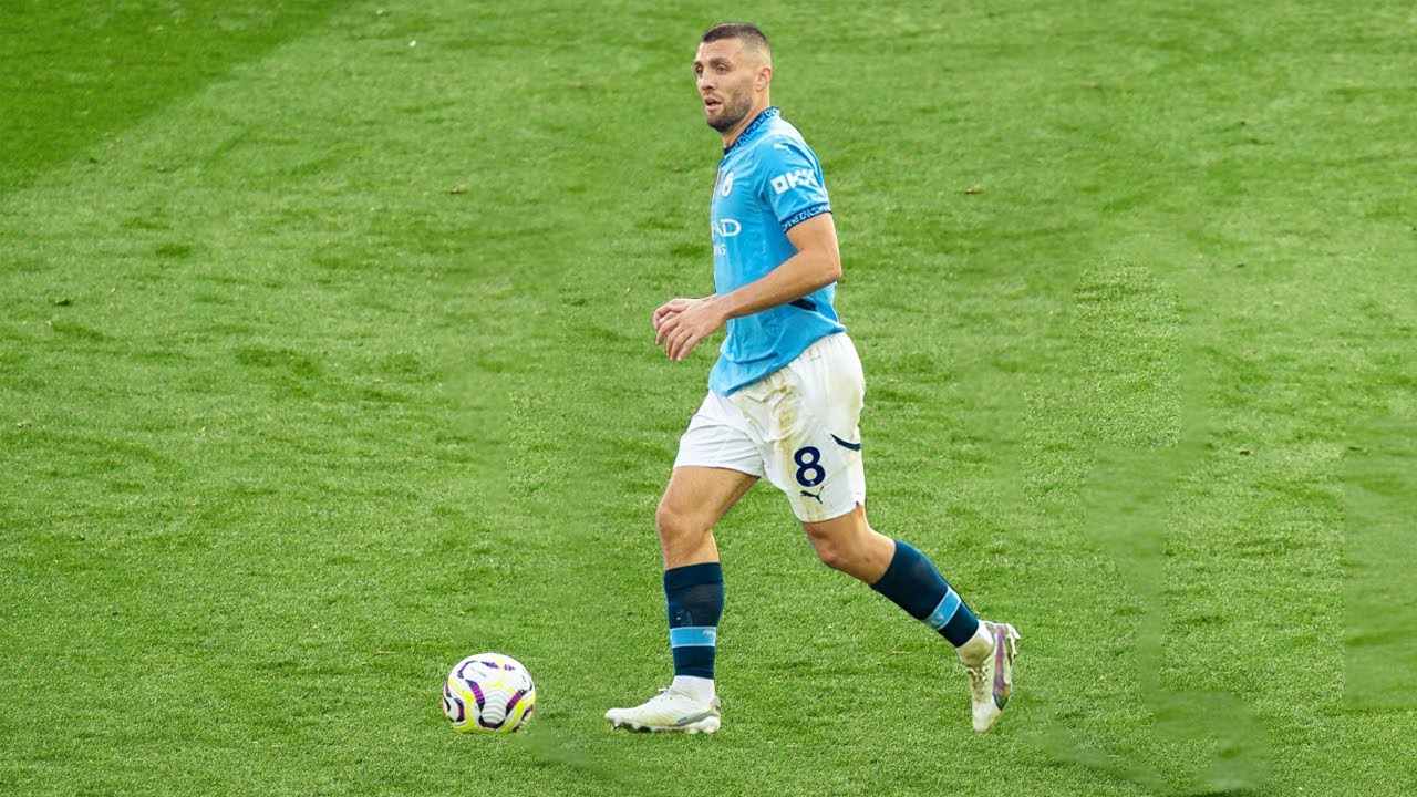 Mateo Kovačić Plays Beautiful Football