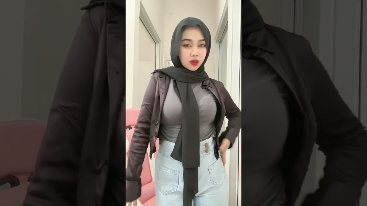Mawar Merah Meledakkk