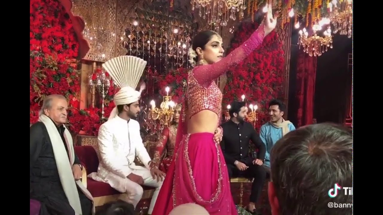 Maya ali brother wedding dances💃👏🥳