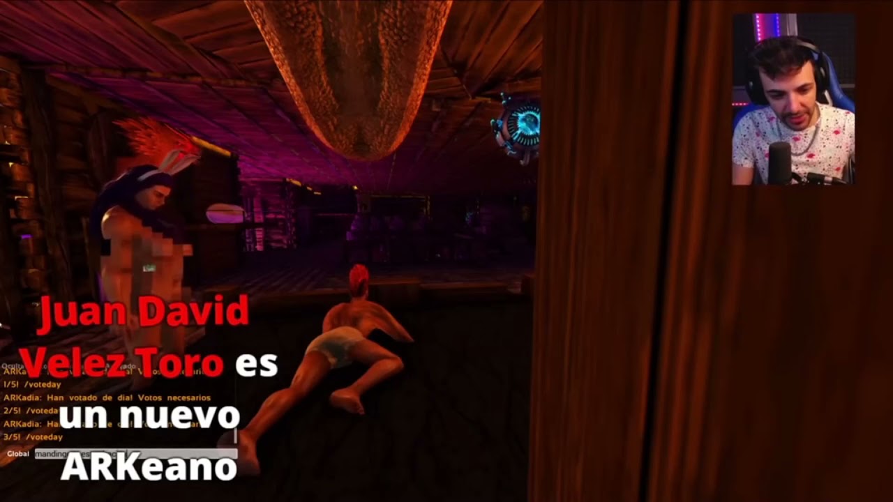 MAYICHI SE DESNUDA ENFRENTE DE NEXXUZ