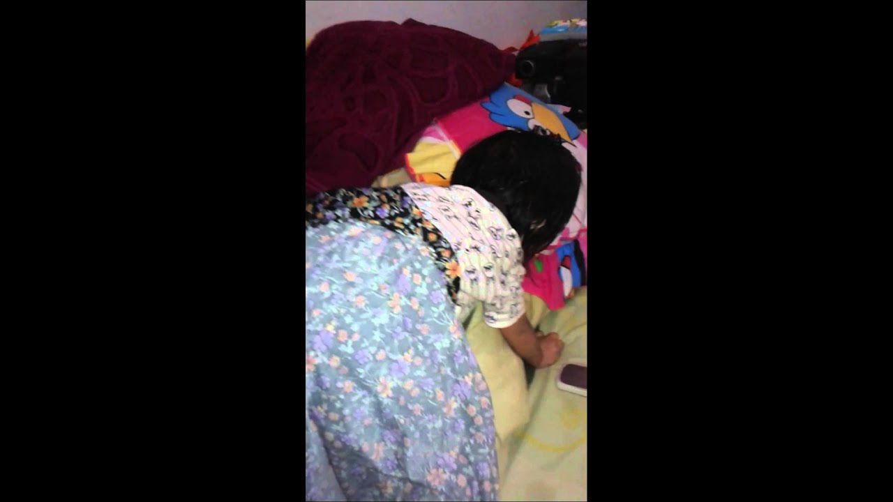 Mbak Nurin dengan rok jilbab