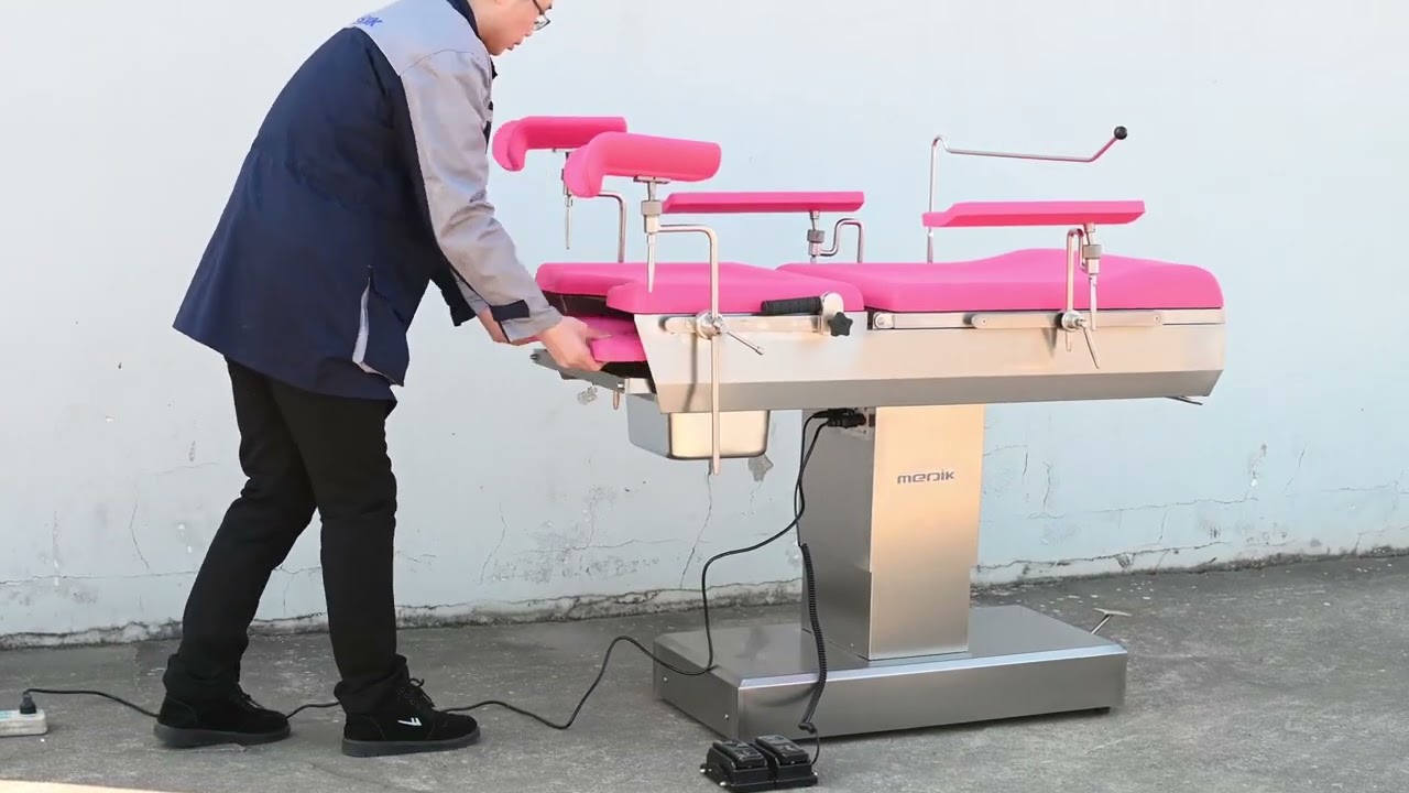 MC-D09 Gynecological Exam Table