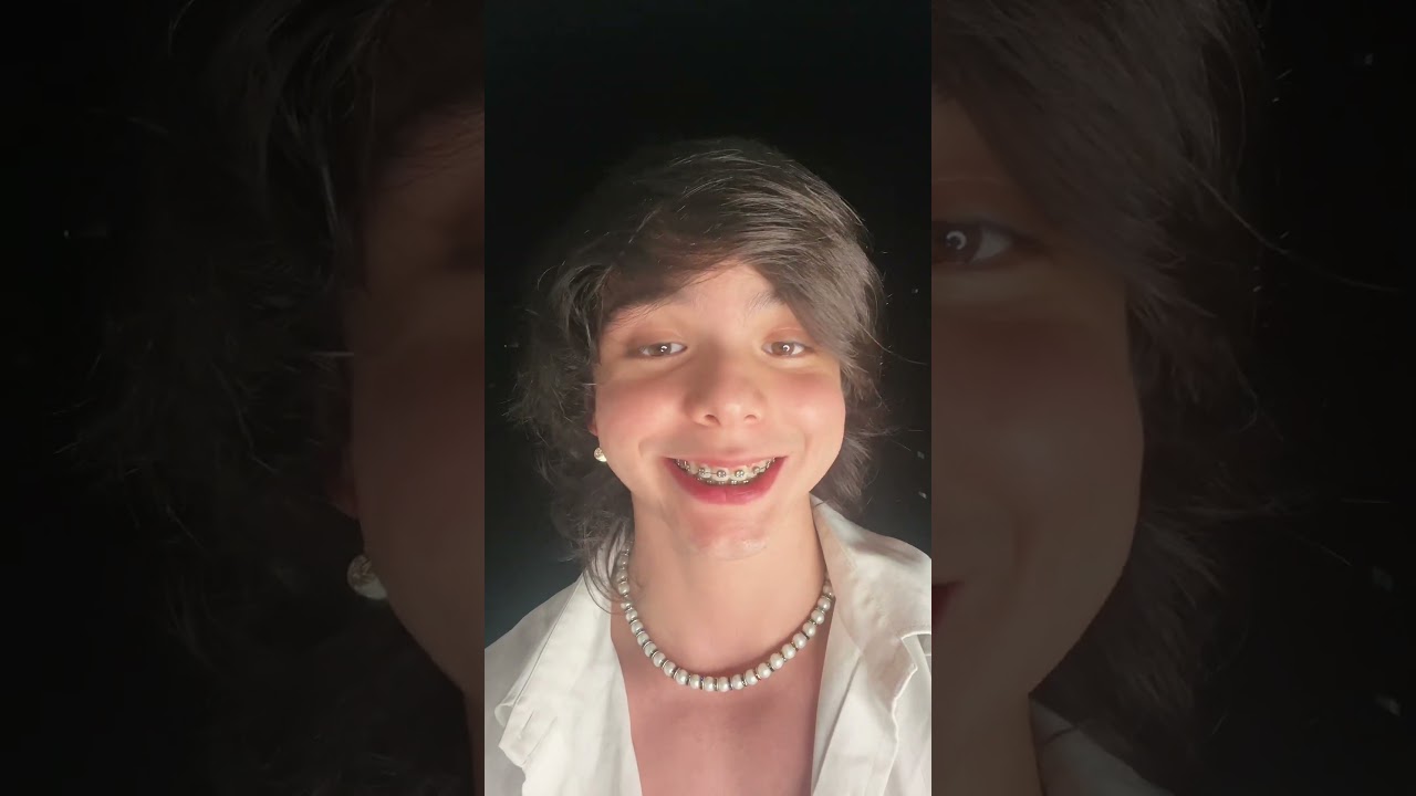 ME DIEROS UNOS BESOS