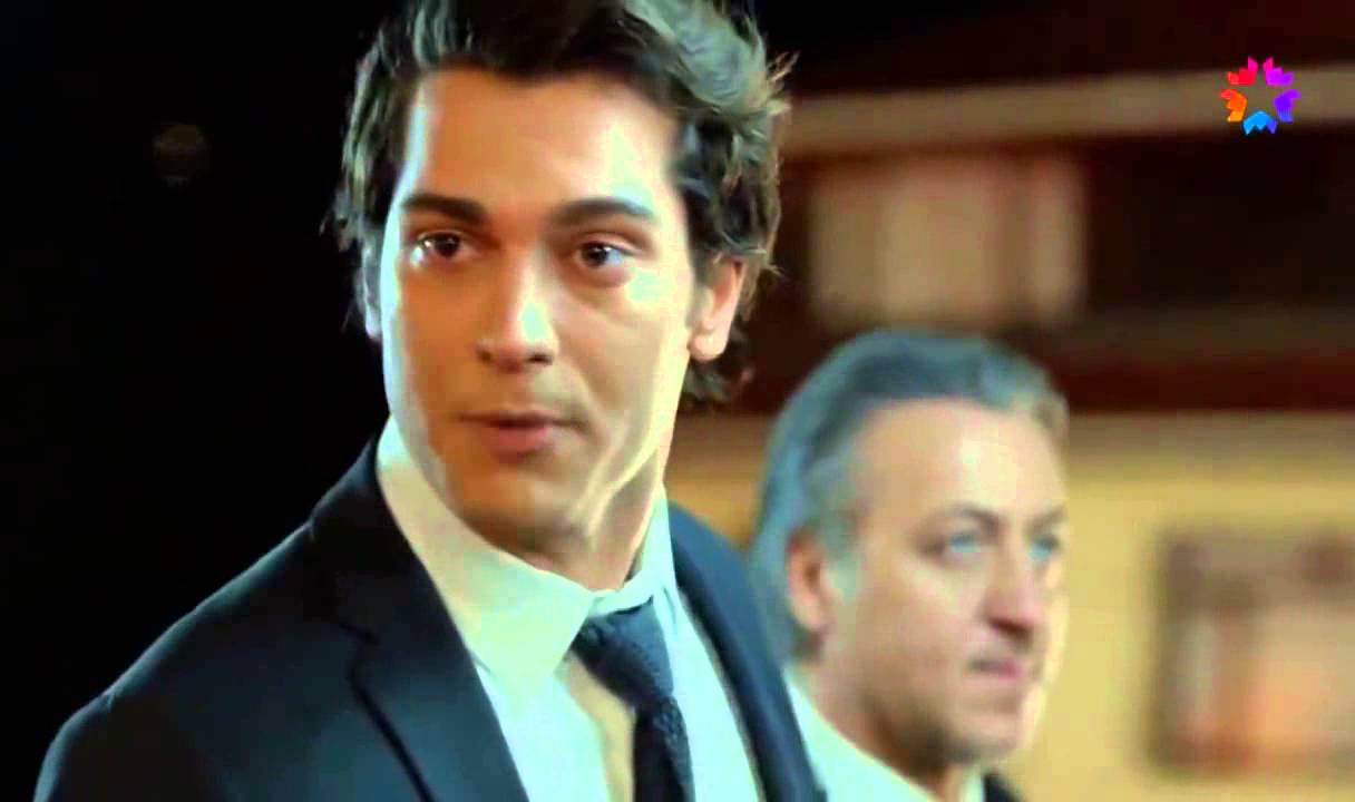 Medcezir Yaman   ''Benim Tuttuğum eli başkası tutarsa o eli kırarım''