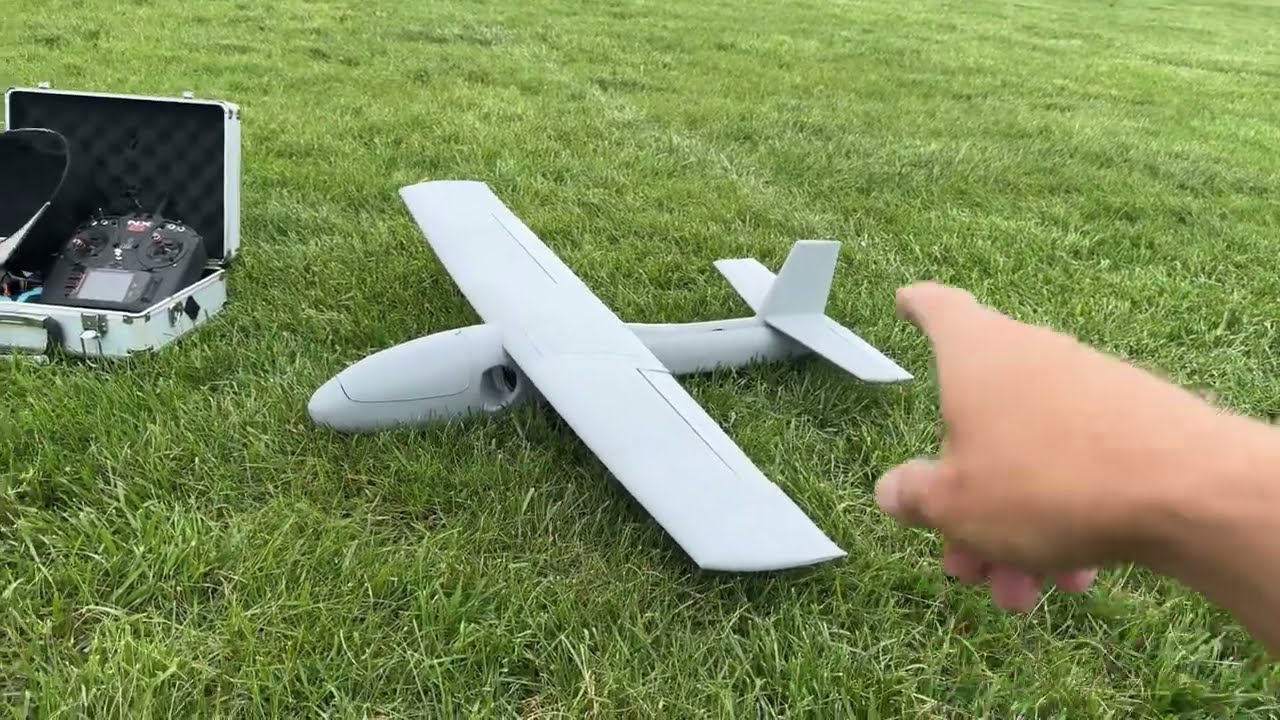 Meet the Scout my new easy to fly trainer jet