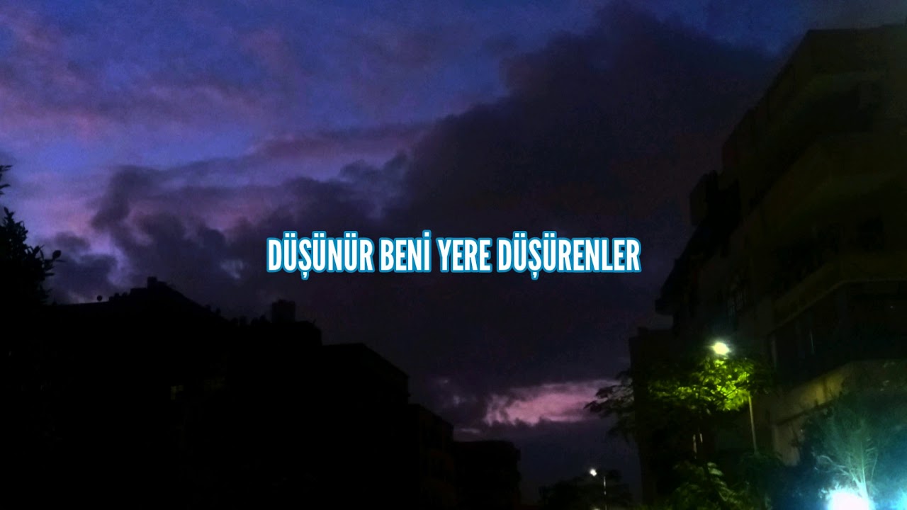 MEG - İki Yabancıyız sözleri (Lyrics)