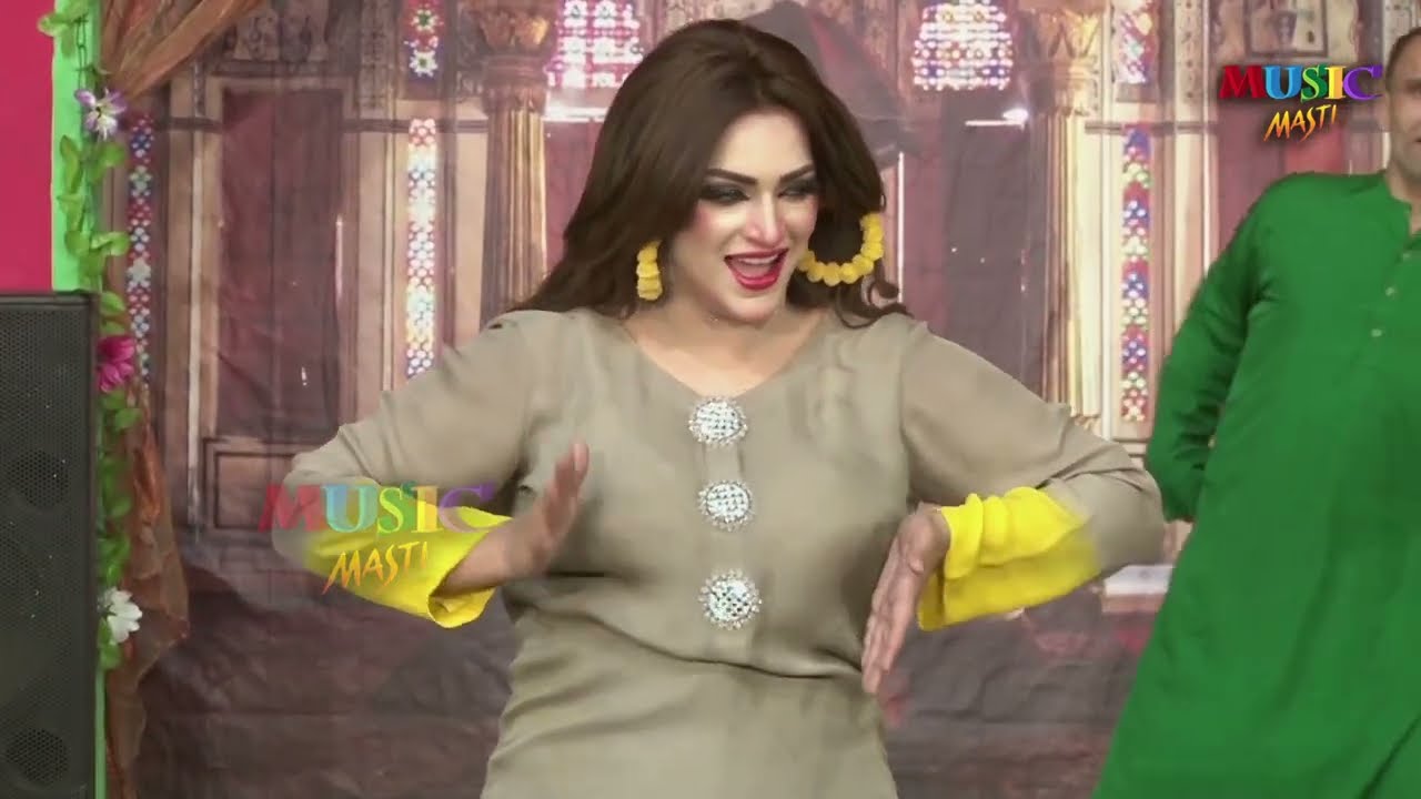 Mehak Noor (Official Video) || Luti Puti Gai || New Stage Drama Song | New Dance Performance 2024