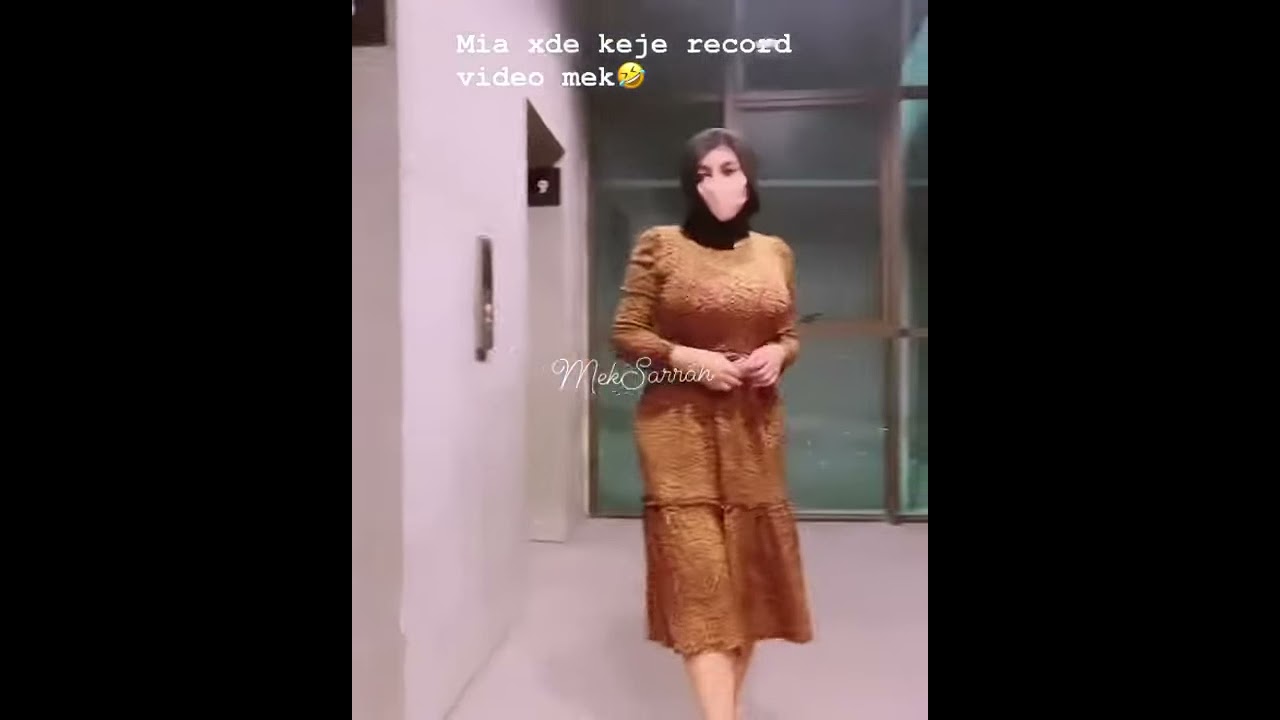 MEK SARRAH CANTIK