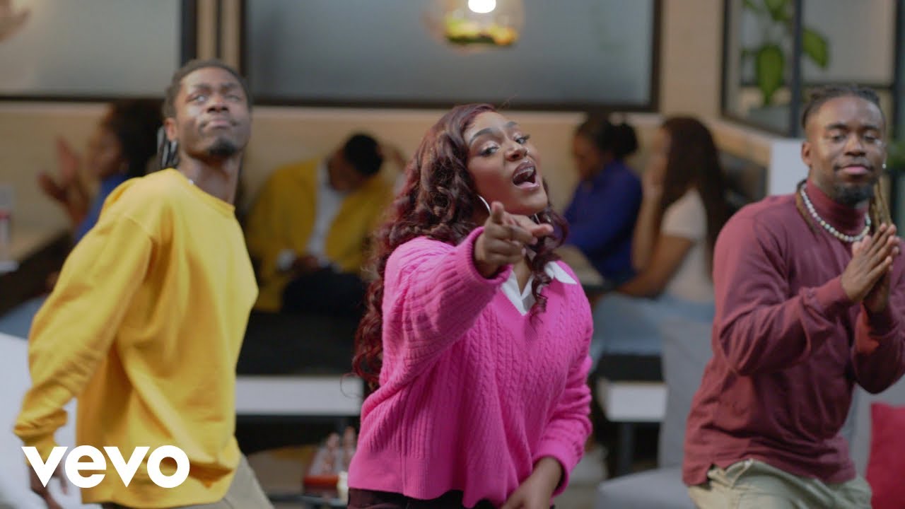 Me’Kayla - Werking (feat. ChurchPpl) [Official Music Video]