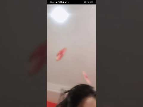 melalui conten bigo live dia dngan mudah melacur dn buat khimat vcall lucah di telegram dn instagram
