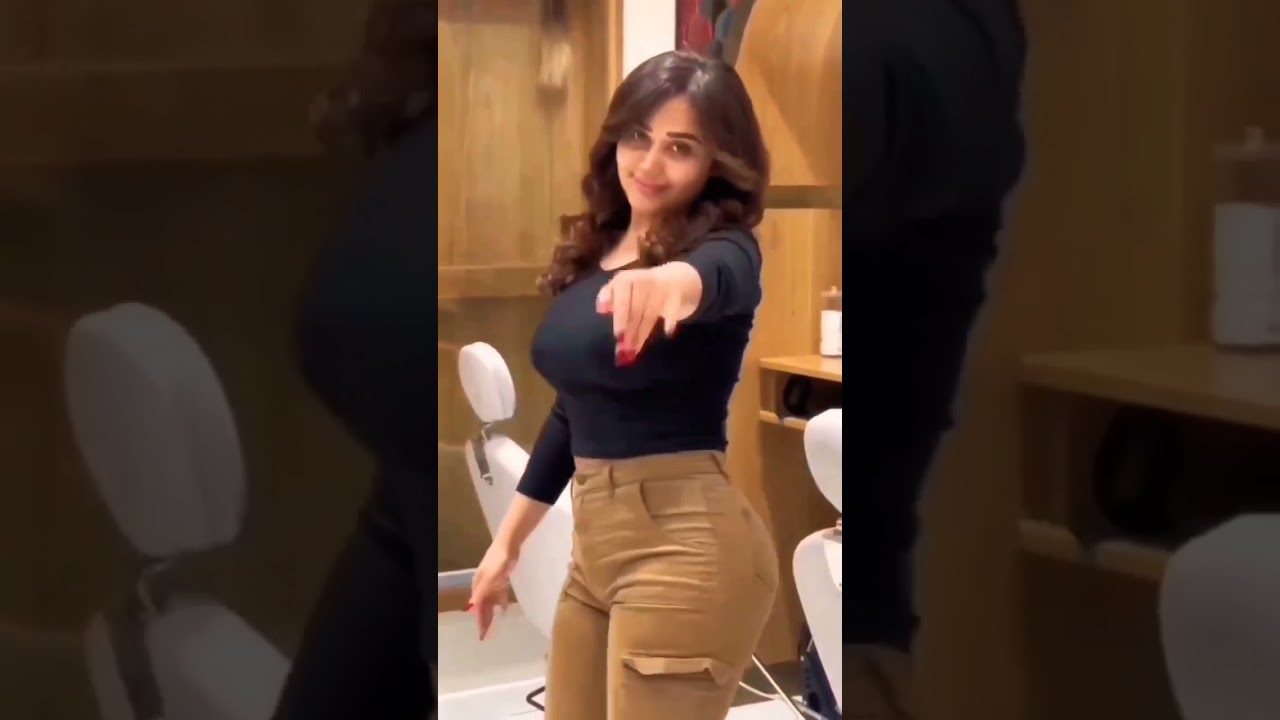 Melek Azad Tiktok Status | beutifull girl Dance |🥵 #mixtape #malek  #viralvideo #viralreels #shorts