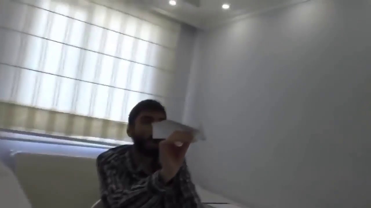 melih bak uçuyosun melih