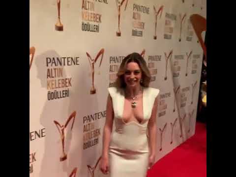 MELİS SEZEN MÜTHİŞ DEKOLTE ALTIN KELEBEK ÖDÜLLERİ #shorts