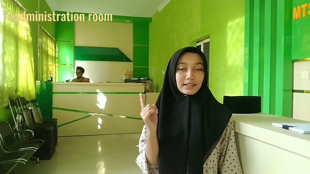 mengenal lingkungan sekolah                   kelompok arrahma 1 alfia,Dewi,Indi, keysha,fi'ah,Vita
