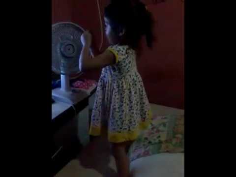 menina dançando essa fadona essa fada