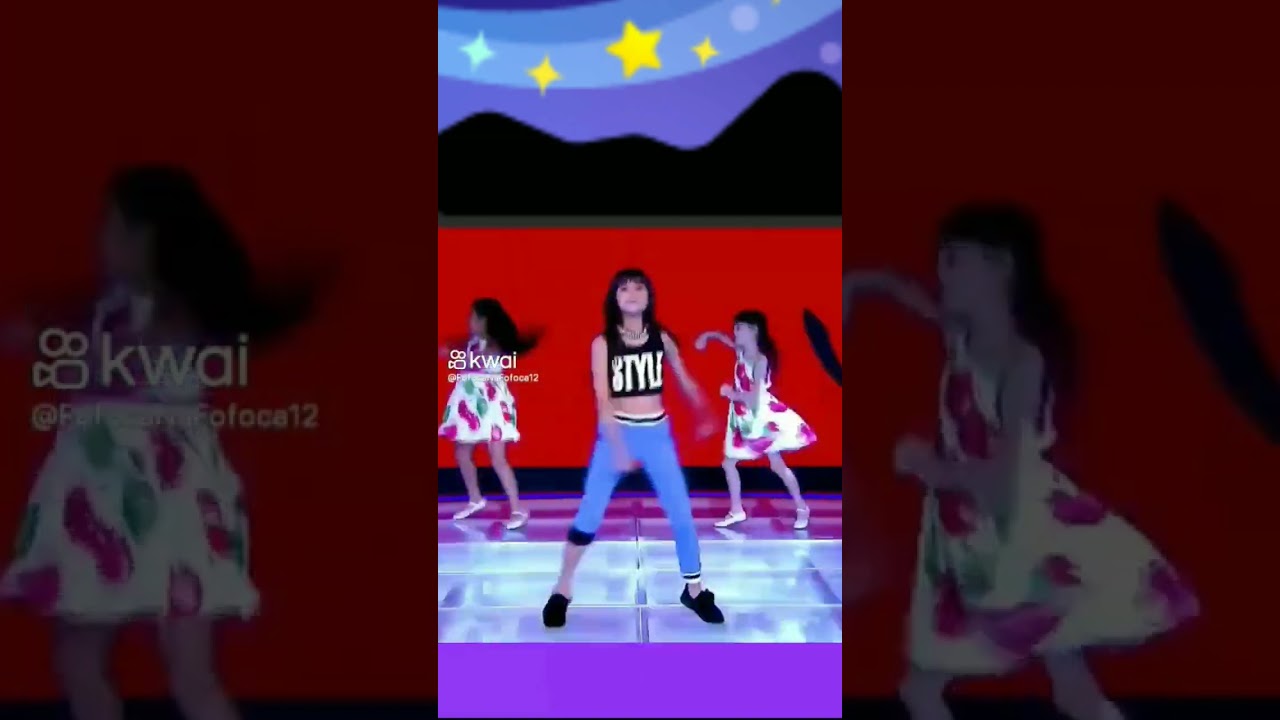 menina dançando funk no Raul Gil