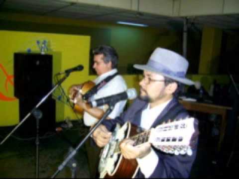 MENINA DE 12 ANOS - Sebastião da Silva/Raimundo Alves - Canta Docival Alves