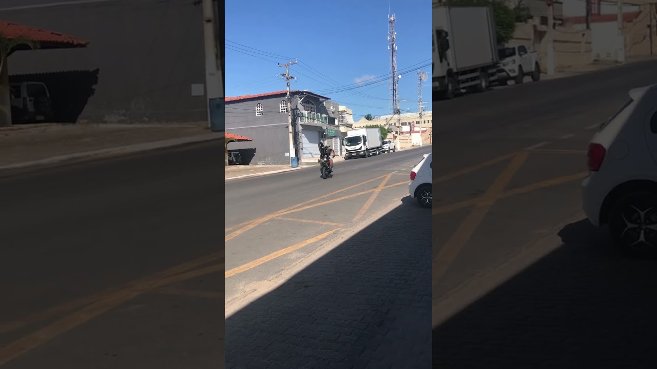 Menor chega na loja dando grau. #grau #244 #motos #honda #noticiashonda