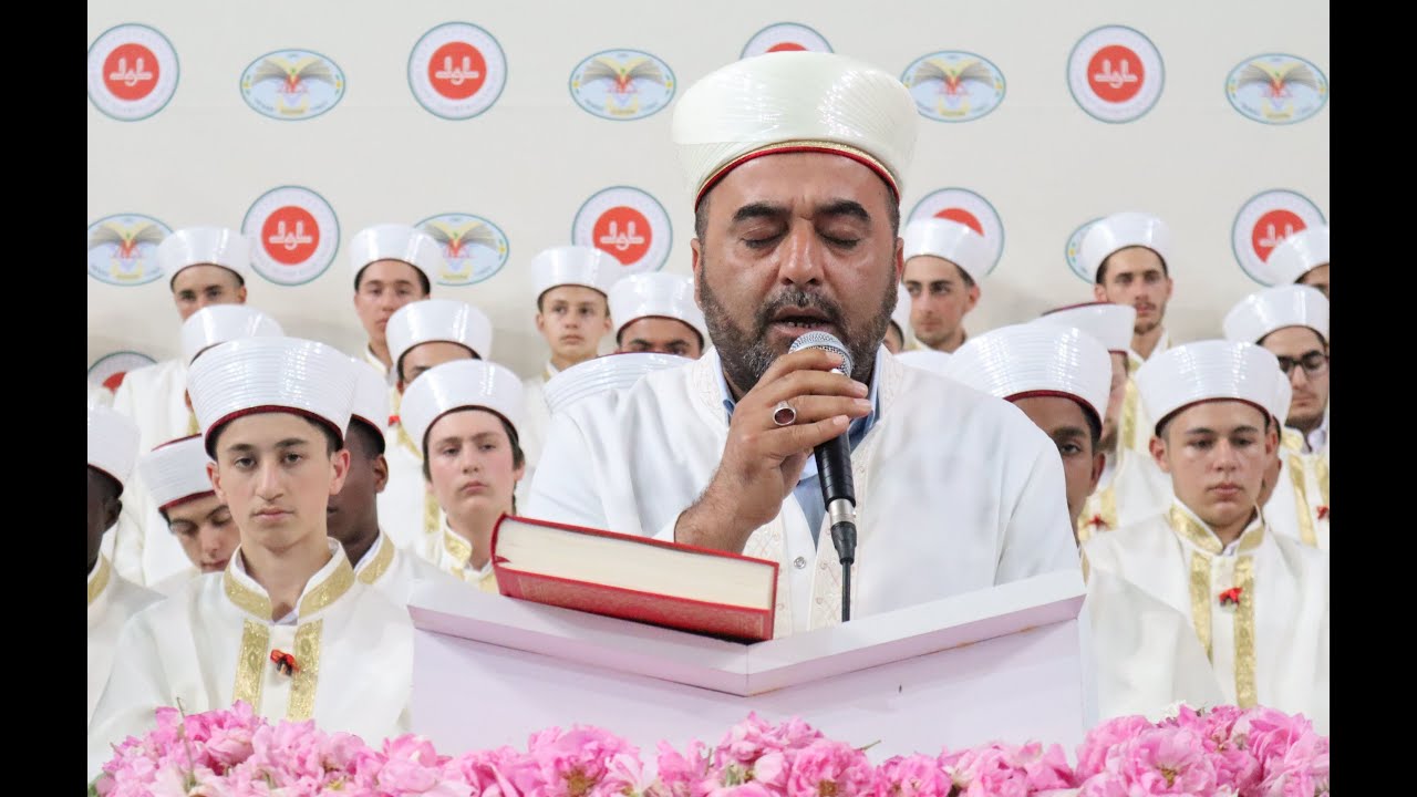 ÖMER ERDEM - MEKKE KUR'AN KURSU HAFIZLIK MERASİMİ KUR'AN'I KERİM TİLAVETİ