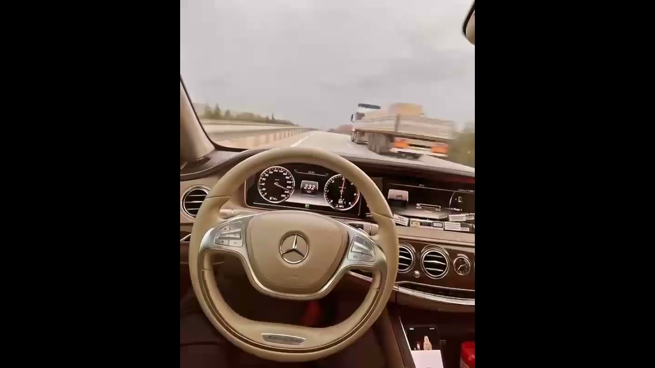 MERCEDES TÜRKÜLÜ YASAKTA ARABA SNAPİ