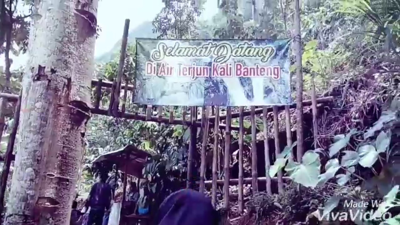 Mergok anak masih kecil bugil di Air Terjun Rahtau