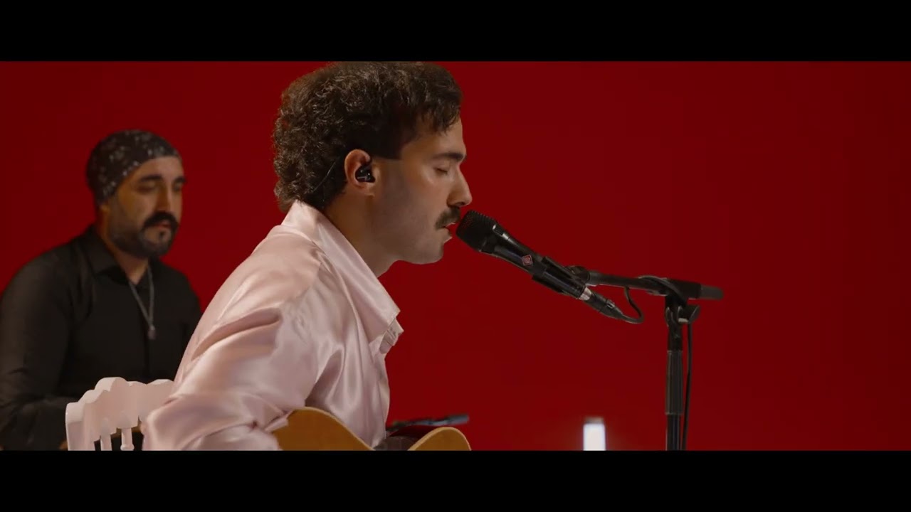 Mert Demir - Ateşe Düştüm (Live At Tolan)