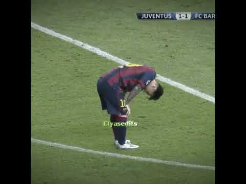 Messi derin düşüncelere dalmış gibi #football  #keşfetbeniöneçıkar #keşfetteyiz #messi #ronaldo