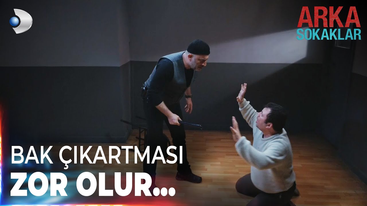Mesut sorgu odasında şov yapıyor | Arka Sokaklar 675. Bölüm