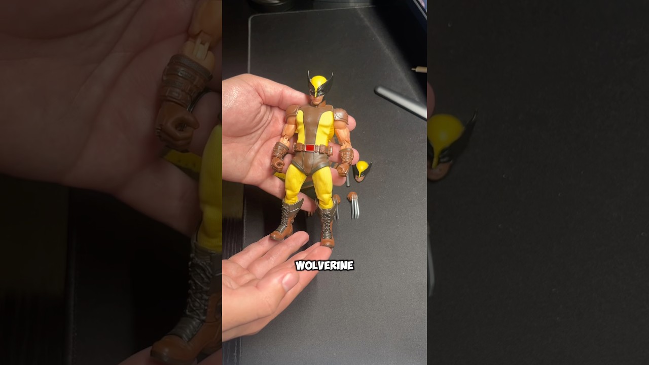 Mezco needs to update this figure ASAP😫#wolverine #actionfigures  #deadpoolandwolverine #unboxing