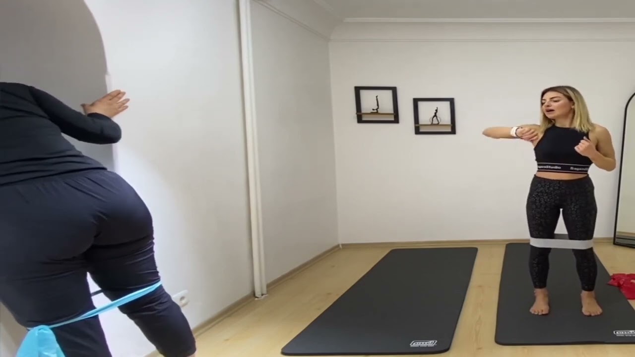 Müge Boz Spor Kalça 720