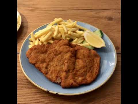 Mühlenstein Schweineschnitzel „Wiener Art“ - Restaurant Mühlenstein inWedel