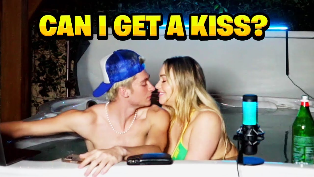 Mia Malkova Wants A Kiss 😱