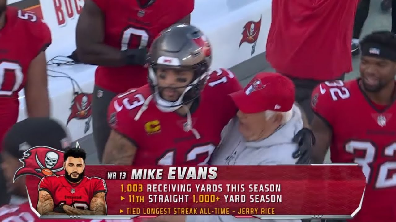 MIKE EVANS REACHES 11 STRAIGHT 1,000-YARD SEASONS! NFL HISTORY TIED 🎉🎉