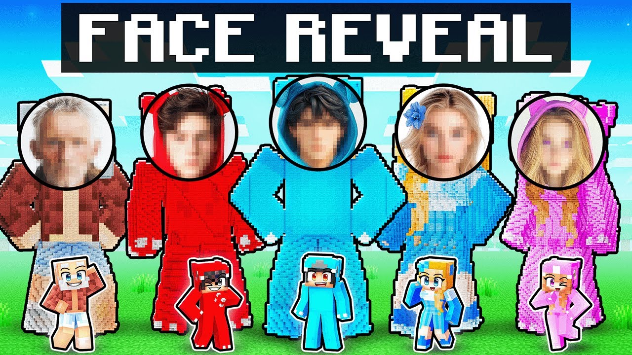 Minecraft FACE REVEAL FRIENDS STATUE House Battle!