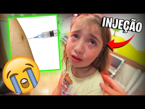 MINHA FILHA TOMOU A INJEÇÃO MAIS DOLOROSA DO MUNDO - PAI TAMBÉM VLOGA