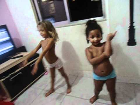 minhas filhas dançando