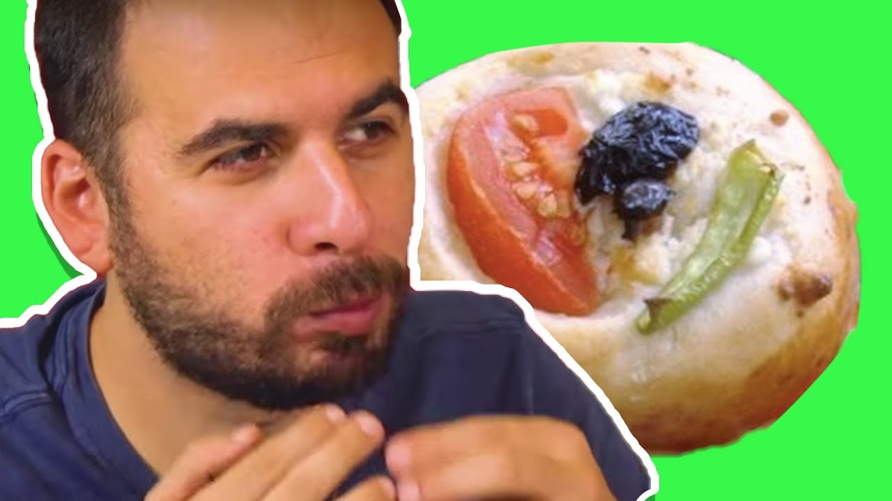 Mini Pizza Yeme Kapışması - Kim Pes Edecek?