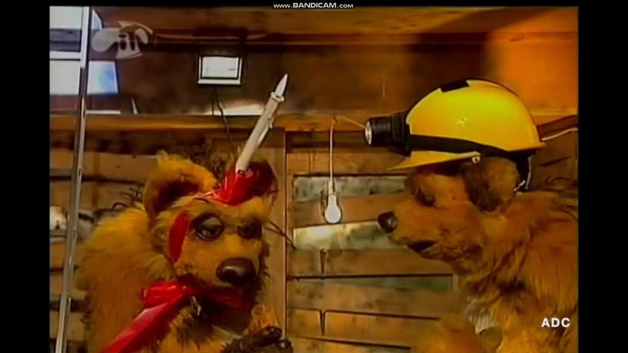 Ministry of Mayhem - Scratch & Sniff skit - Digging and dynamite