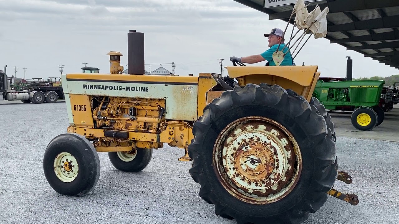 Minneapolis Moline G1355 Diesel