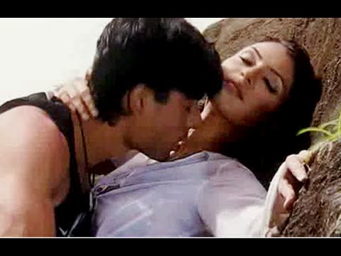 Miss India Shruti Sharma Hot Kiss in Waterfall