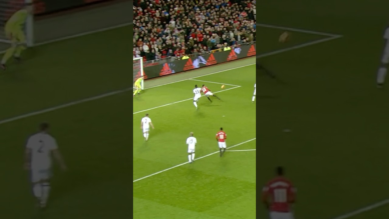 Mkhitaryan Scores A Scorpion Kick! 🦂
