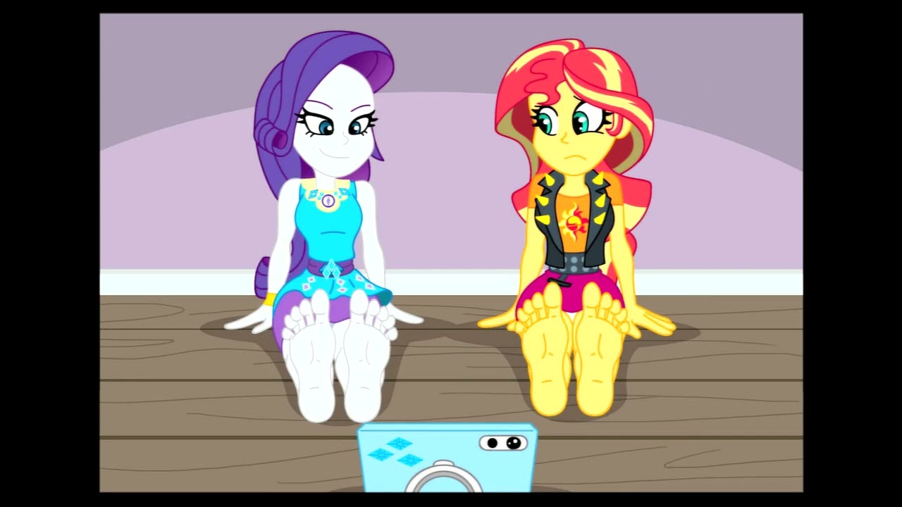 MLP EG: The Sunset Shimmer & Rarity’s Feet On Camera￼ (Comic Dub!) ￼