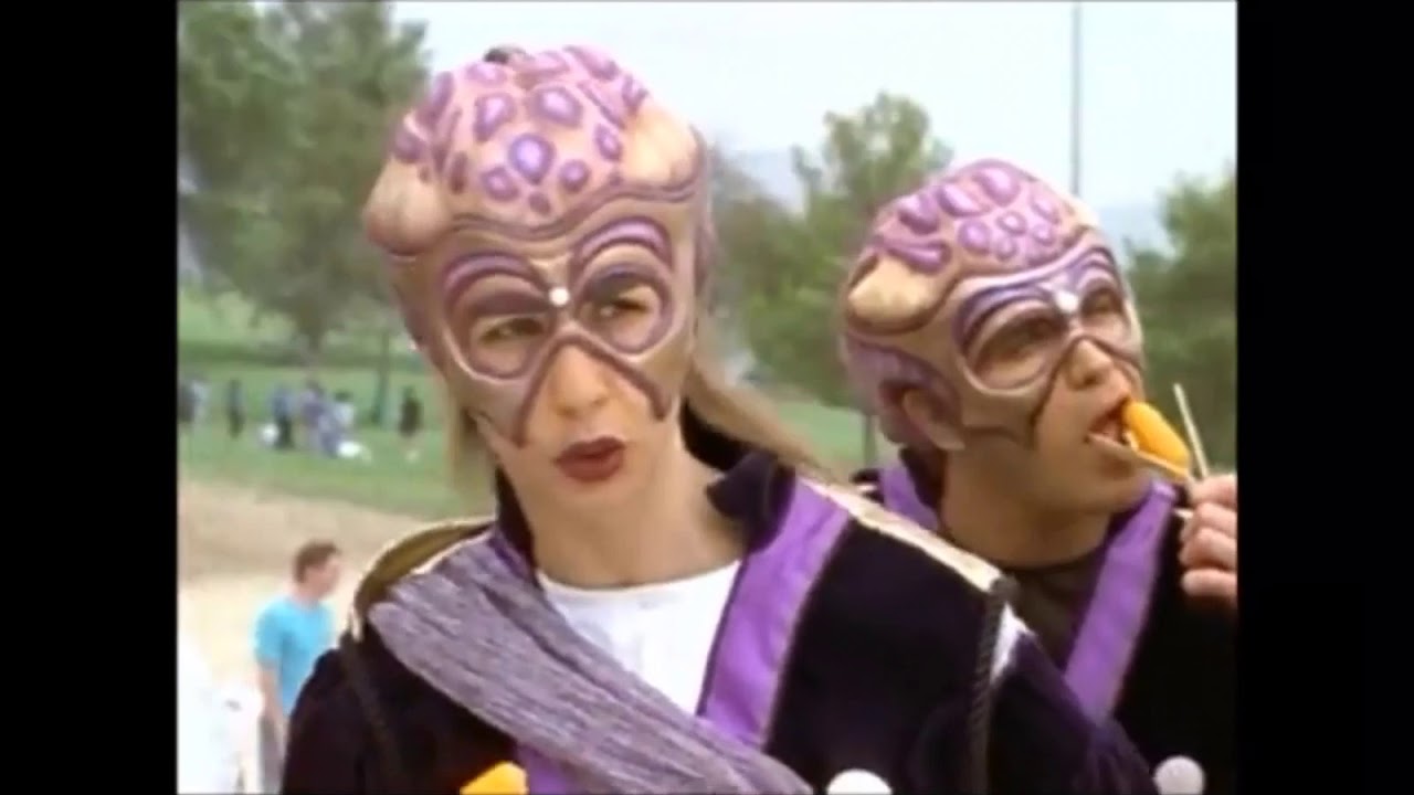 Mmar alien rangers stopping Bulk and skull from fishing