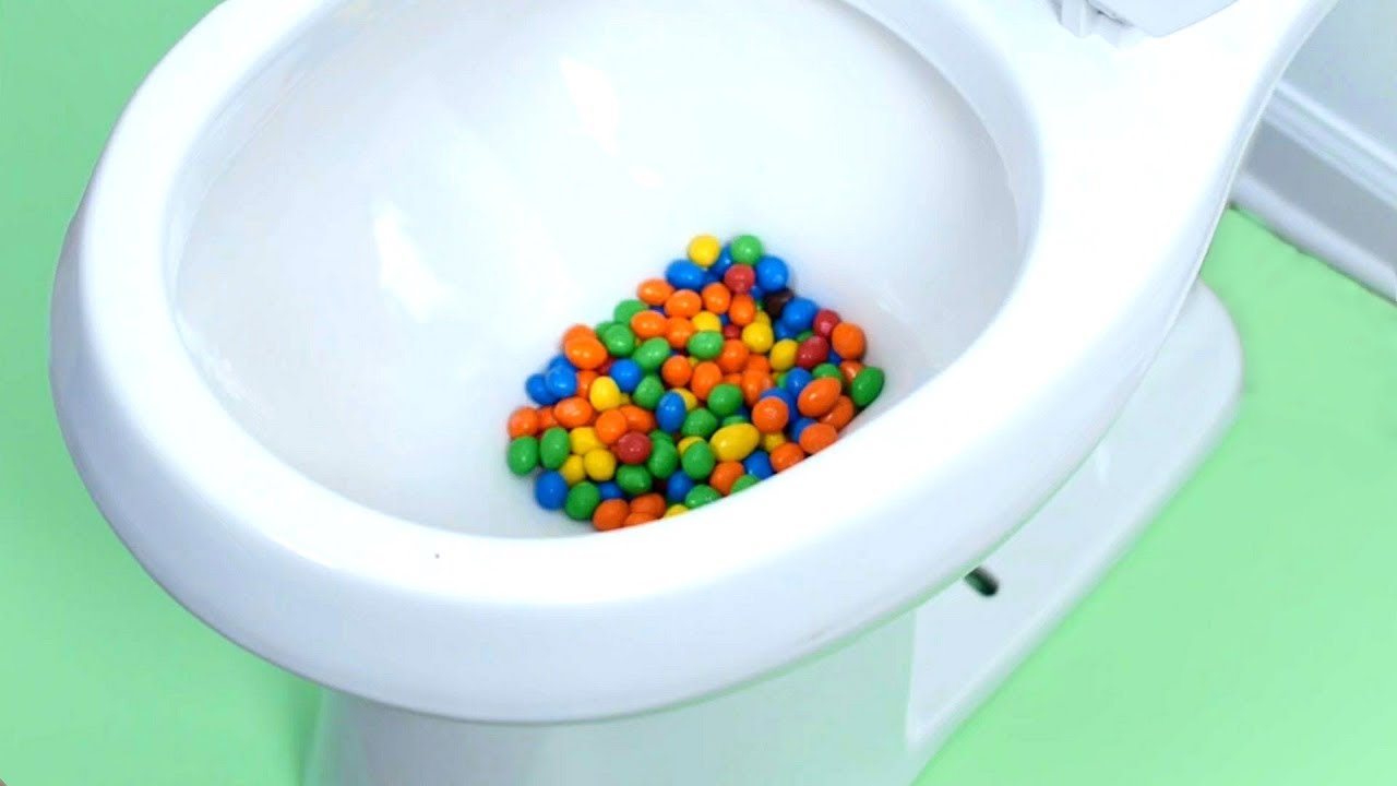 M&M'S CANDY STUCK IN TOILET!