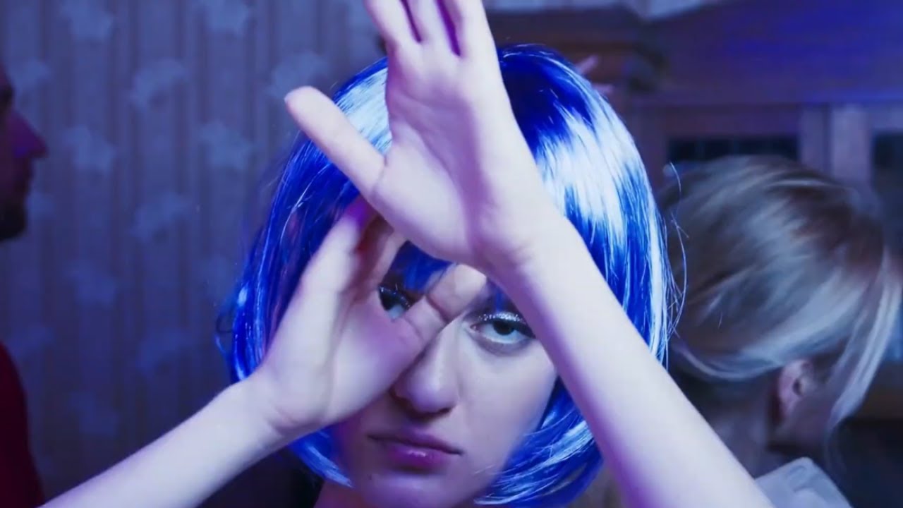 Molchat Doma (Sudno) Full Music Video