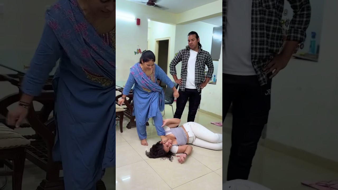 Mom trample daughter face #reels #youtubeshorts #trample #shorts #status #sad #angrymom #youtuber