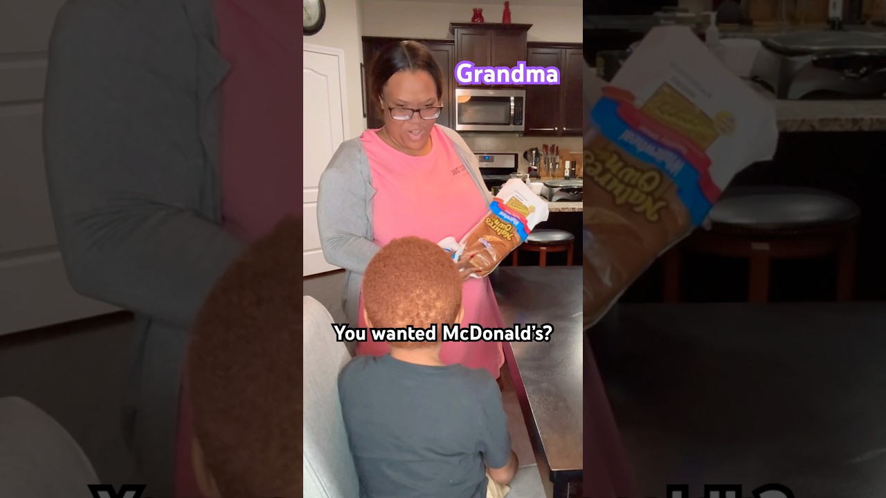 👩🏽Mom vs 👵🏽Grandma #funny #family #adley #granny #relatable #aforadley #momasmr #shorts