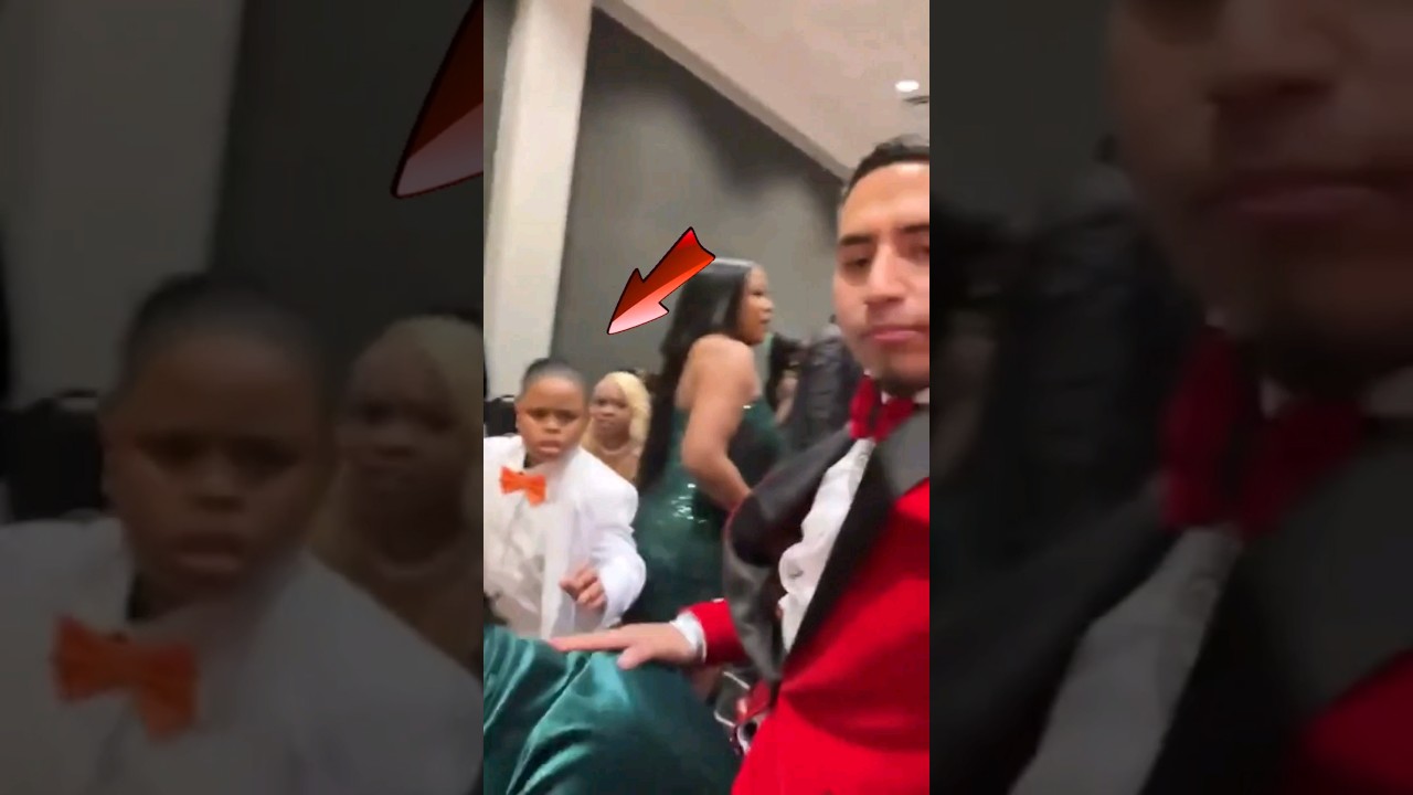 Moma Twerking🍑 with guy when her son gets upset 😂😂😱😱😱🔥🔥 #viral #funny #twerk