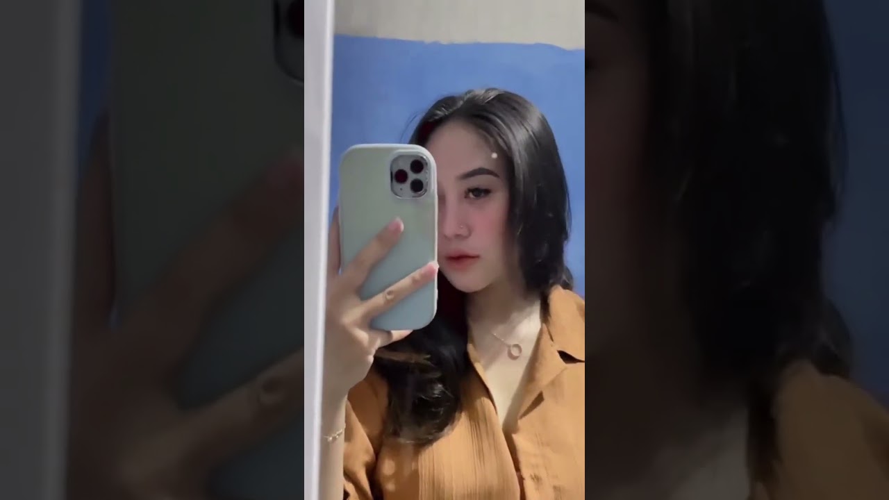 MONICAPRHM EKSLUSIF IG