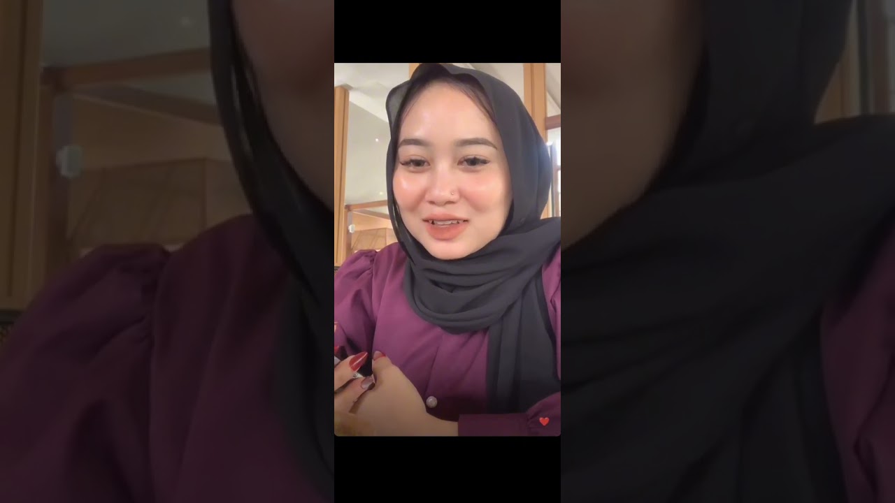 MONICAPRHM HOT LIVE STREAMING